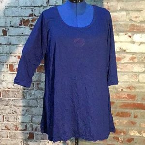 3/4 length sleeved top